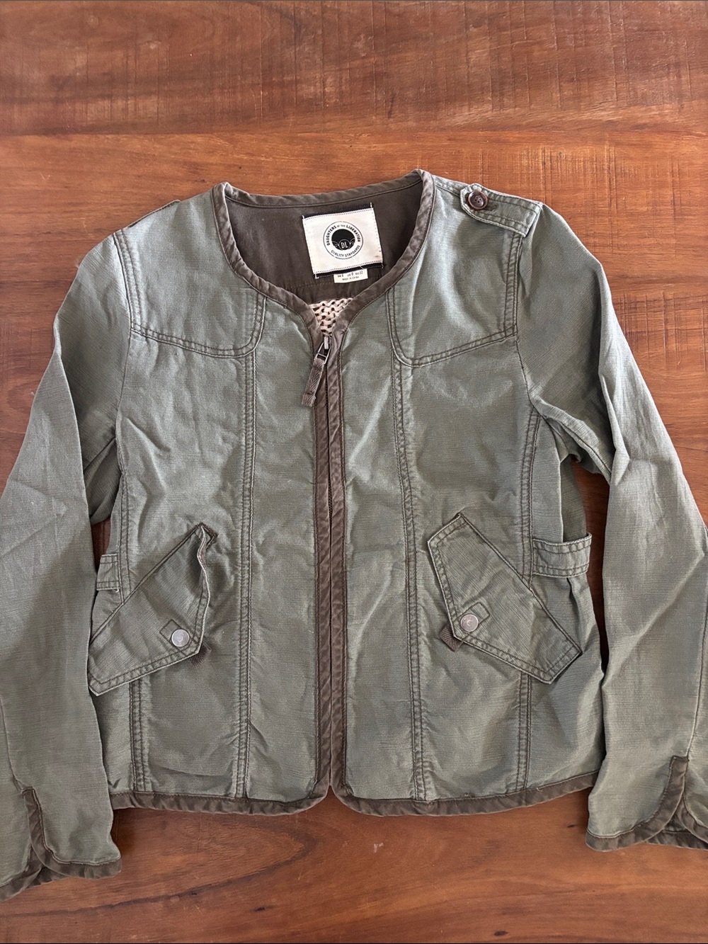 Casual Olive Green Women's Jean Jacket with Button Flap Pockets